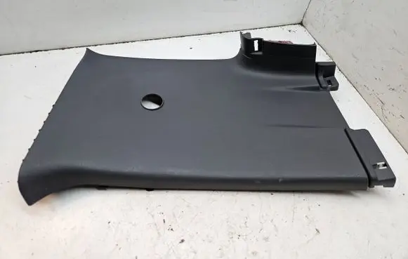 Ford Ranger (C) pillar trim AB392631002ADW