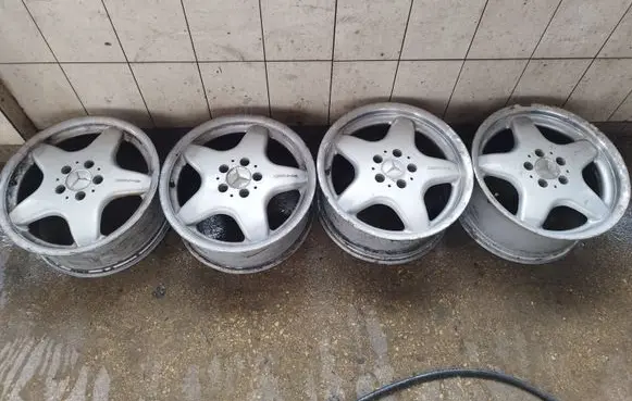 Mercedes-Benz CLK A208 C208 R17 alloy rim A1704010102 HWA1704010102