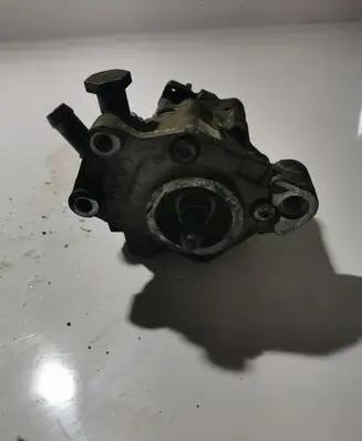 Audi A8 S8 D3 4E Power steering pump 4E0145156G