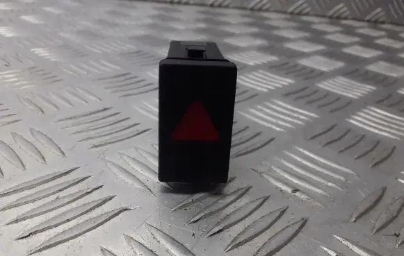 Volkswagen PASSAT B5.5 Hazard light switch 3B0953235D