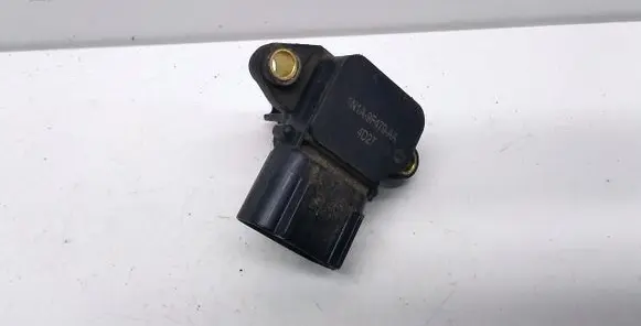 Jaguar X-Type Air pressure sensor 1N1A9F479AA