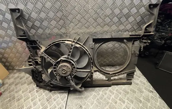 Renault Master II Electric radiator cooling fan 8200708111 993314A MC1710