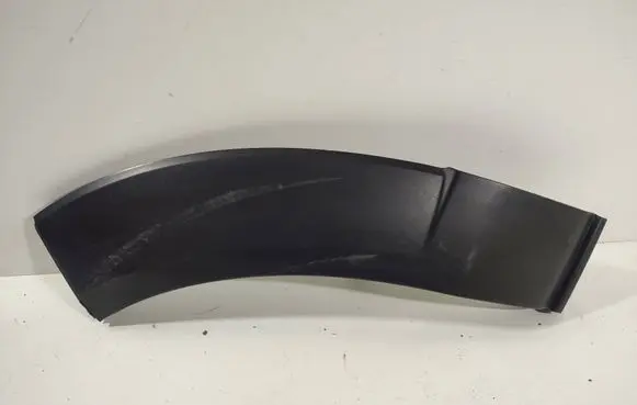 Mazda CX-30 Front arch trim DCH951W71