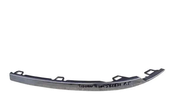 Volkswagen Tiguan Rear bumper trim bar molding 5NA853842D