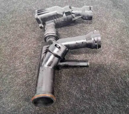 Audi A4 S4 B9 8W Thermostat 