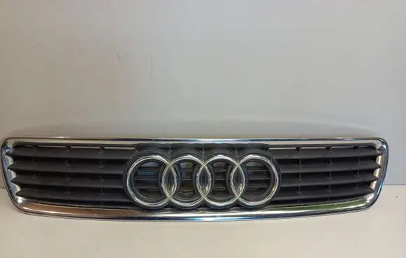 Audi A4 S4 B5 8D Front grill 8D0853651R