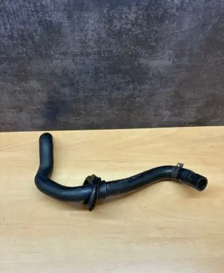 Audi A4 S4 B5 8D Engine coolant pipe/hose 8D0819373E
