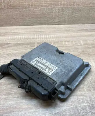 Opel Astra G Engine control unit/module ECU 09181243 0281010050