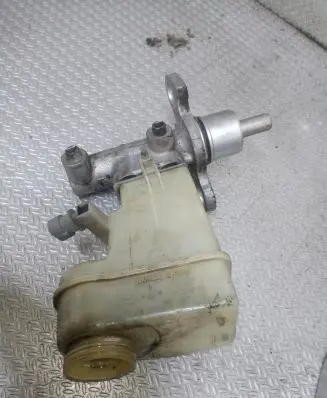 Opel Signum Master brake cylinder 320670692