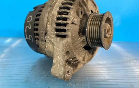 Audi A6 S6 C4 4A Generator/alternator 046903015F 0123515012