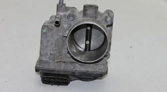 Toyota Corolla E140 E150 Throttle valve 22030-0T040