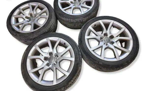 Audi A5 8T 8F R18 alloy rim 8T0601025E