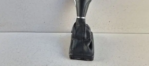 Audi A6 S6 C6 4F Gear lever shifter trim leather/knob 4F1713139N