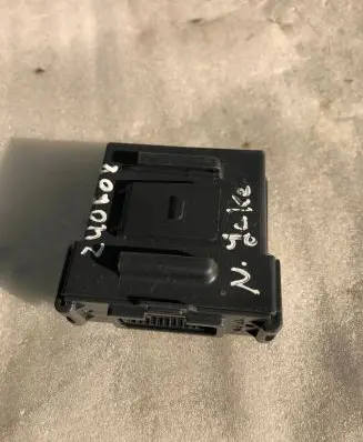 Nissan Juke II F16 Other control units/modules 284p16pe0a