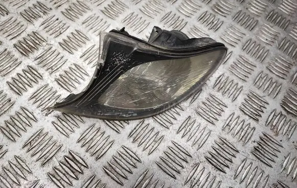 Front indicator light