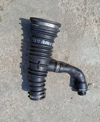 Intercooler hose/pipe