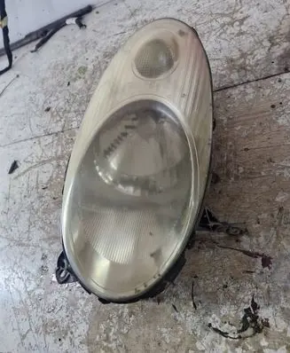 Nissan Micra Headlight/headlamp