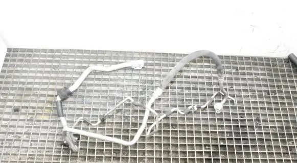 Audi A5 8T 8F Air conditioning (A/C) pipe/hose 8K2260712B