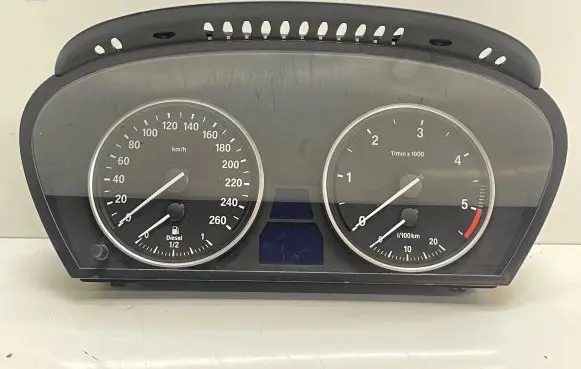 BMW 5 E60 E61 Speedometer (instrument cluster) 62109194889 110080398