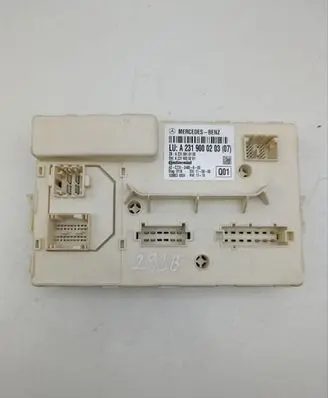 Mercedes-Benz SL R231 Sunroof control unit/module A2319000203