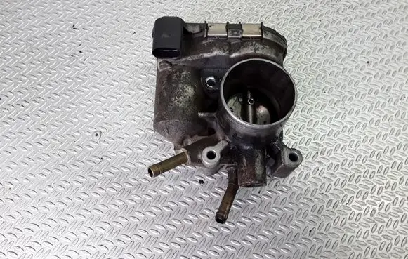 Volkswagen Polo III 6N 6N2 6NF Throttle valve 0280750095 030133062C