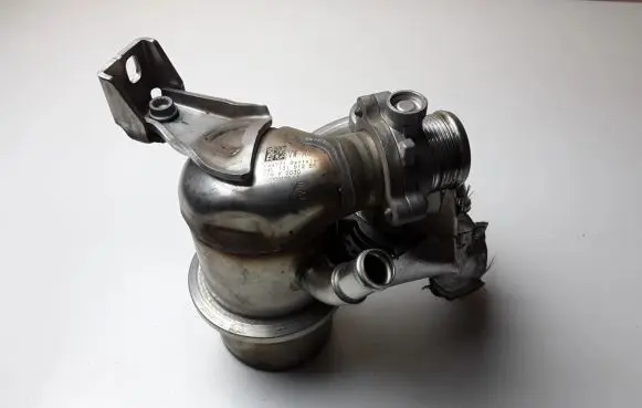 Seat Tarraco EGR valve cooler 04L131512BR