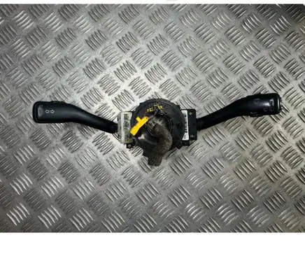 Volkswagen Golf IV Wiper turn signal indicator stalk/switch 8L0953513G 8L0732200