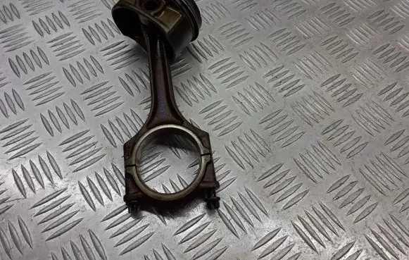 Audi A6 S6 C5 4B Piston 