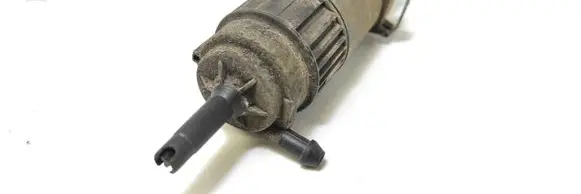 Volvo S40, V40 Windscreen/windshield washer pump