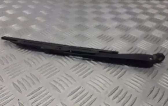 Ford Fusion Rear wiper blade arm 
