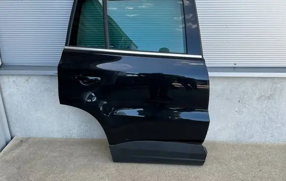 Volkswagen Tiguan Rear door LC9X