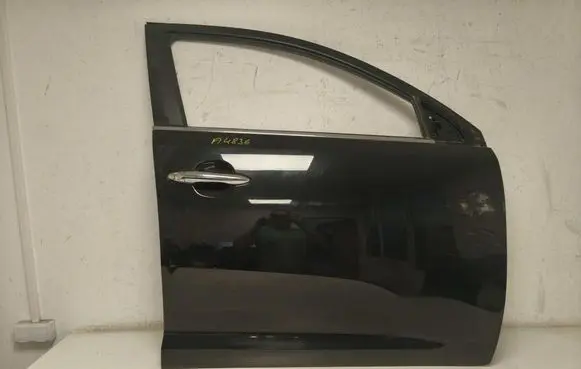 KIA Sportage Front door