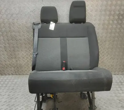Opel Vivaro Front driver seat 1617142780