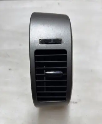 Toyota Prius (NHW20) Dashboard side air vent grill/cover trim 5565047060 4556617040 5566147040