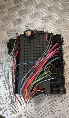 Volvo S60 Fuse module 9162316