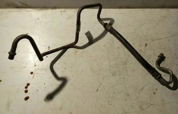 Opel Astra H Power steering hose/pipe/line 13122704
