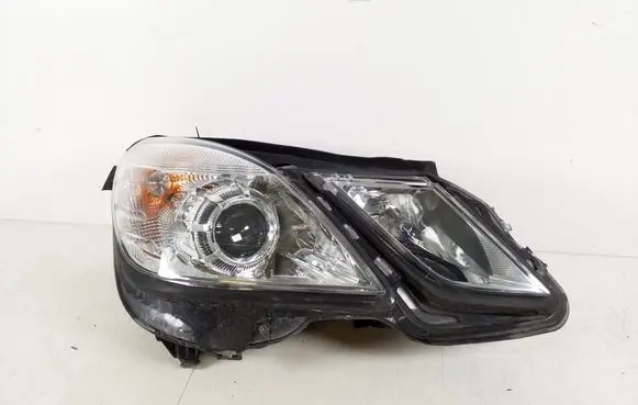 Mercedes-Benz E W212 Headlight/headlamp A2128208261