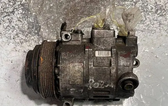 Mercedes-Benz E W210 Air conditioning (A/C) compressor (pump) A0002302011