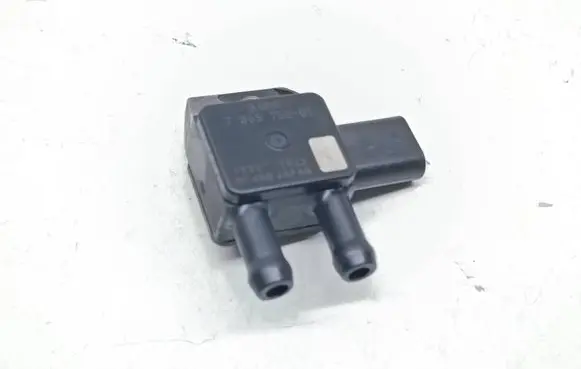 BMW 5 F10 F11 Exhaust gas pressure sensor 7805758