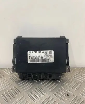 Mercedes-Benz E W211 Parking PDC control unit/module A2115457332