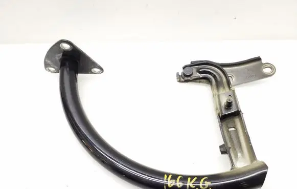 Volkswagen PASSAT B7 Tailgate/trunk/boot hinge 3C5827301B