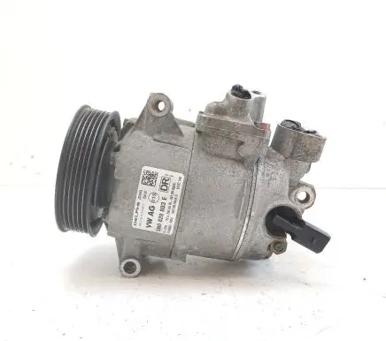Volkswagen Golf VI Air conditioning (A/C) compressor (pump) 5N0820803E