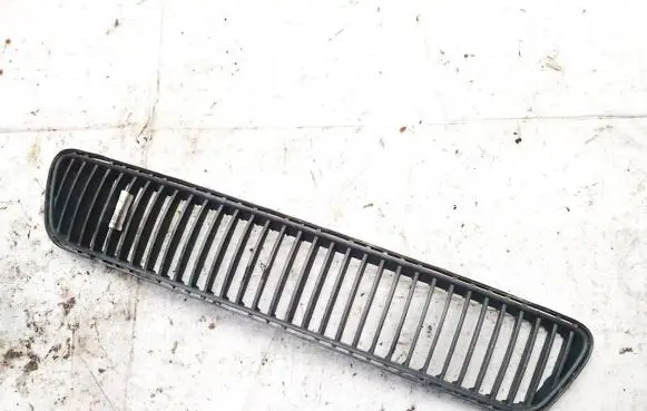 Skoda Fabia Mk1 (6Y) Front bumper lower grill
