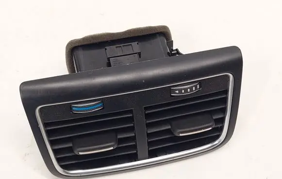 Audi A5 Sportback 8TA Dash center air vent grill 8K0819203