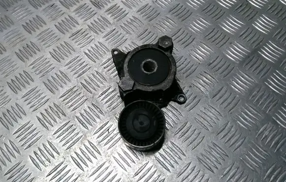 Lexus IS 220D-250-350 Generator/alternator belt tensioner