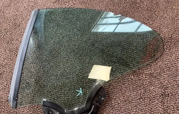 BMW 6 E63 E64 Rear door window glass DOT27AS2M44100 E000232 43R001025