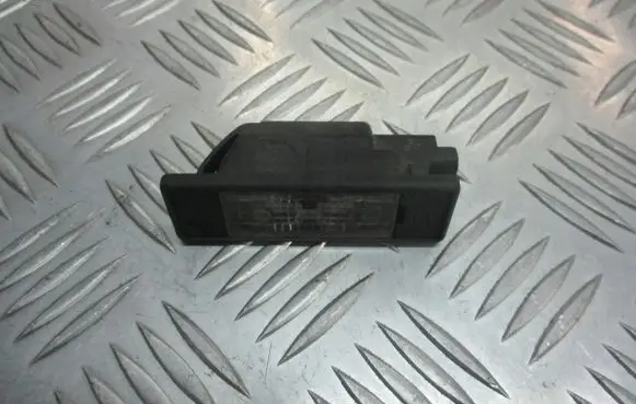 Nissan Primera Number plate light