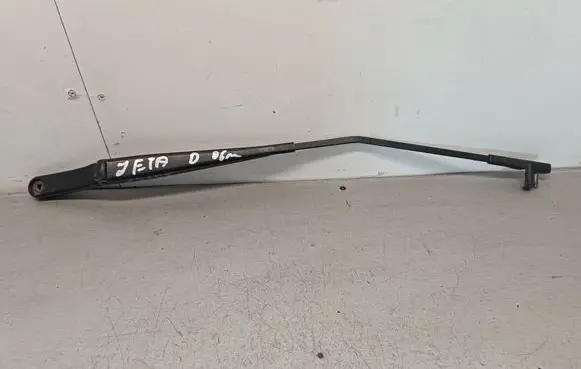 Volkswagen Jetta V Front wiper blade arm 1K5955410