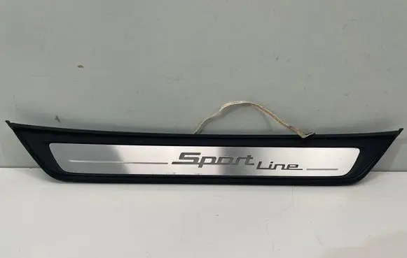 BMW 6 G32 Gran Turismo Rear sill trim cover 7407030