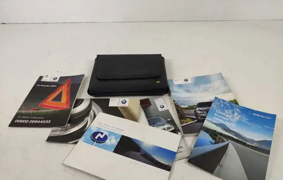 BMW 3 E90 E91 Owners service history hand book 